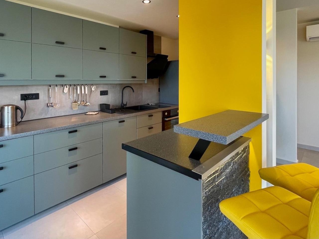 Ferienwohnung Mit Beheiztem Pool, 60 M Vom Strand Maslenica Luaran gambar