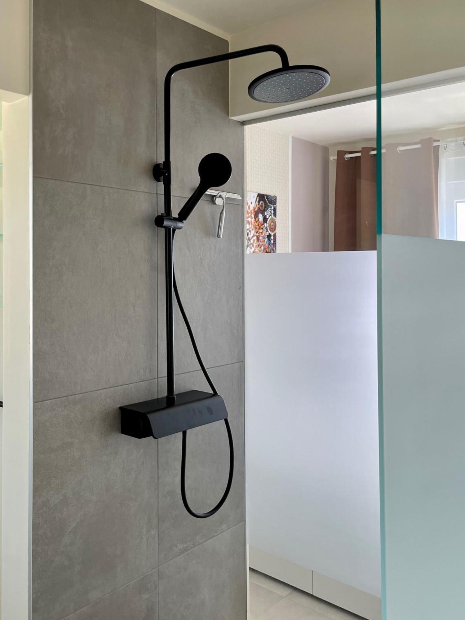 Ferienwohnung Mit Beheiztem Pool, 60 M Vom Strand Maslenica Luaran gambar